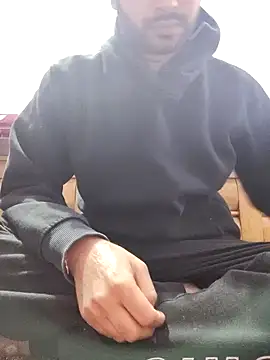 Snapshot of AlphaAura460 chatting on 12.05.25 AlphaAura460 online show from 12.05.25