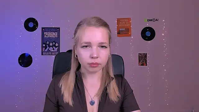 Snapshot of teya_starling chatting on 05.25.26 teya starling online show from 05.25.26