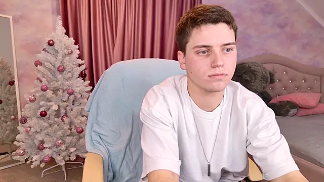 Olie Sparkle online show from 12.05.25