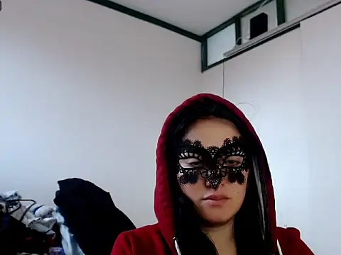 MisNicol online show from 02.16.26