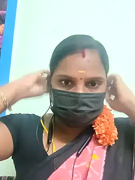 Snapshot of Tamil_Pallavi chatting on 02.14.26 Tamil Pallavi online show from 02.14.26