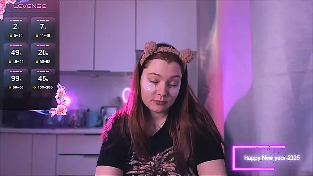 Snapshot of Ungoliant_Kiss chatting on 12.18.25 Ungoliant Kiss online show from 12.18.25