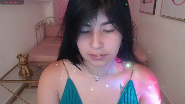 Nina harpper  online show from 01.06.26