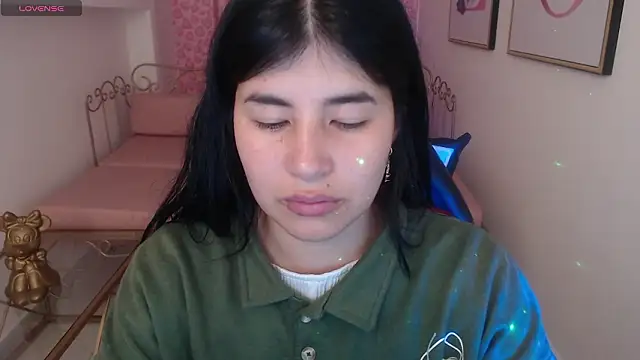 Nina harpper  online show from 02.03.26