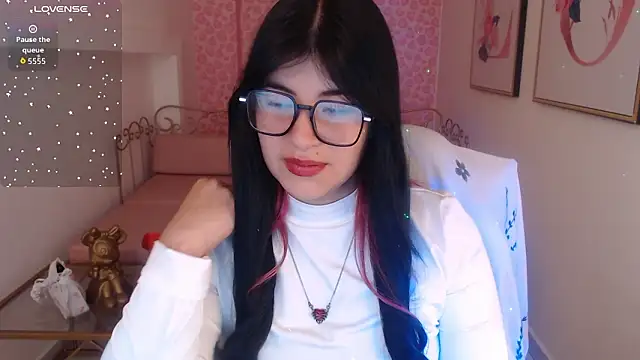 Nina harpper  online show from 03.02.26