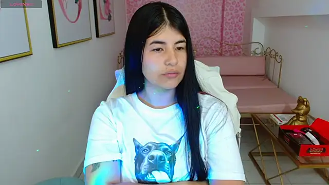 Nina harpper  online show from 04.14.26