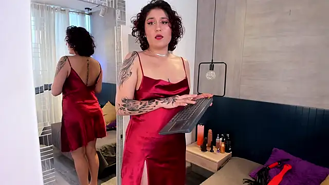 MissSavage  online show from 02.08.26