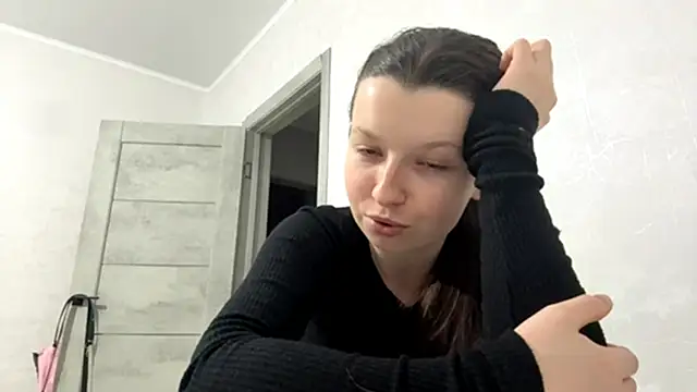 EllieBerrie online show from 12.05.25