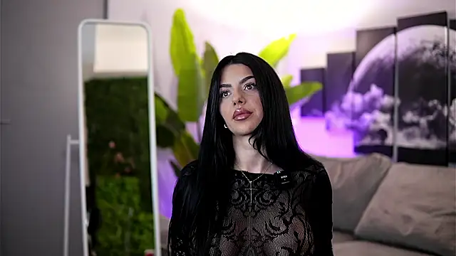 Ivy Trix online show from 03.30.26