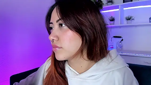 Saelivrae online show from 02.23.26