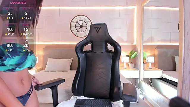 Lana kalix online show from 02.06.26