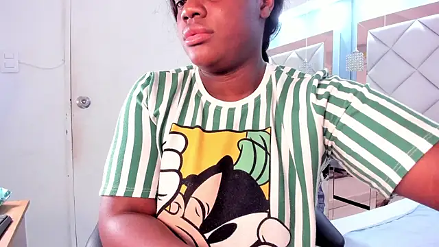 liarosee11 online show from 01.13.26