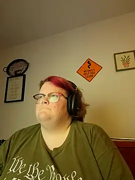 LiaraStrife online show from 12.02.25