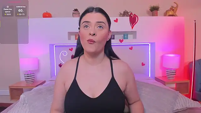 AnikaRomanoff  online show from 02.25.26