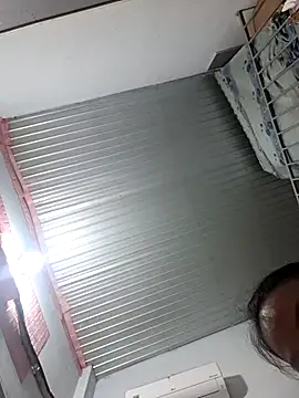 felicity chloe online show from 04.05.26