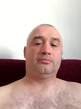 Snapshot of Olomoucak1982 chatting on 04.28.26 Olomoucak1982 online show from 04.28.26