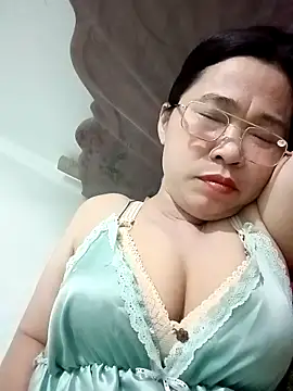 Snapshot of Sexfullx chatting on 02.15.26 Sexfullx online show from 02.15.26