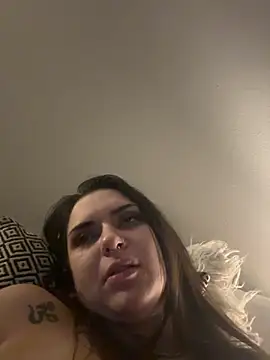 Snapshot of Tinytinkarough chatting on 12.02.25 Tinytinkarough online show from 12.02.25