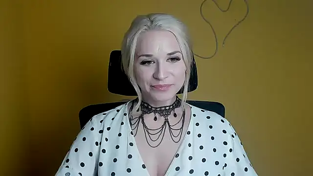 Melodie Aster online show from 04.13.26