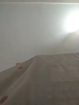 yacinekabiley16 online show from 12.15.25