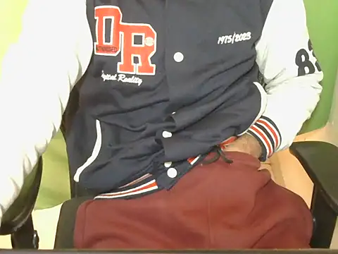 Snapshot of Michal_Fransis chatting on 01.16.26 Michal Fransis online show from 01.16.26