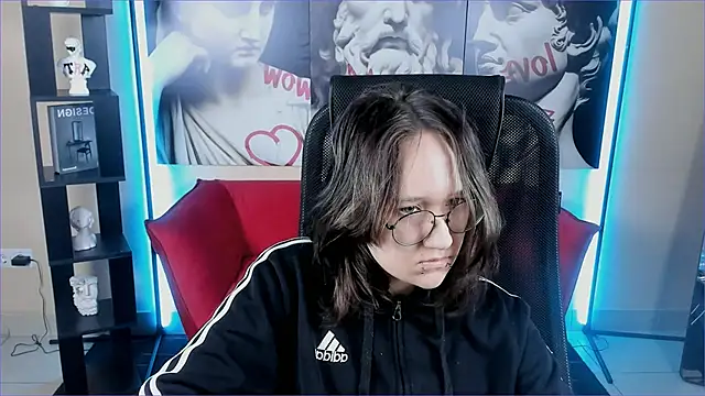 Sylvia Reed online show from 12.15.25