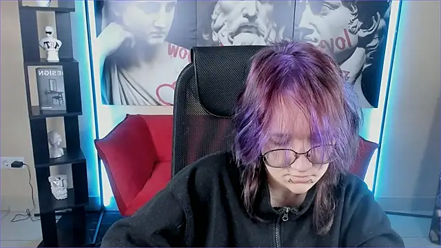 Sylvia Reed online show from 12.18.25