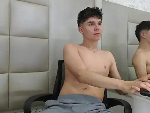 JuanGomm online show from 12.23.25