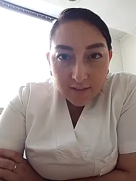 Snapshot of Valeria_montana_ chatting on 12.22.25 Valeria montana online show from 12.22.25