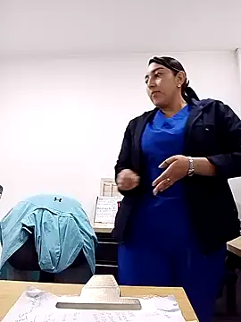 Snapshot of Valeria_montana_ chatting on 01.07.26 Valeria montana online show from 01.07.26