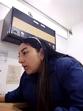 Snapshot of Valeria_montana_ chatting on 01.15.26 Valeria montana online show from 01.15.26