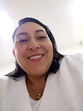 Valeria montana  online show from 03.09.26