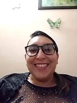 Valeria montana  online show from 04.22.26