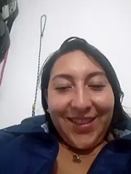 Valeria montana  online show from 04.27.26