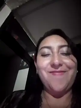 Valeria montana  online show from 05.05.26