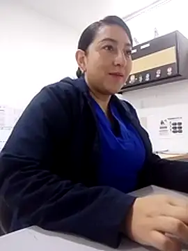 Valeria montana  online show from 05.22.26