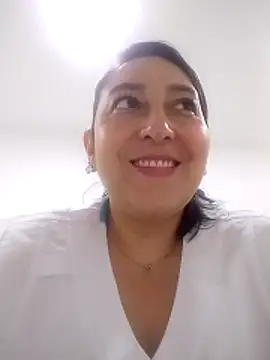 Valeria montana  online show from 06.01.26