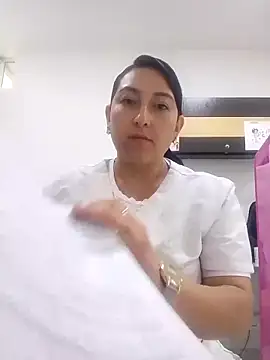 Valeria montana  online show from 06.02.26