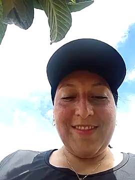 Valeria montana  online show from 06.06.26