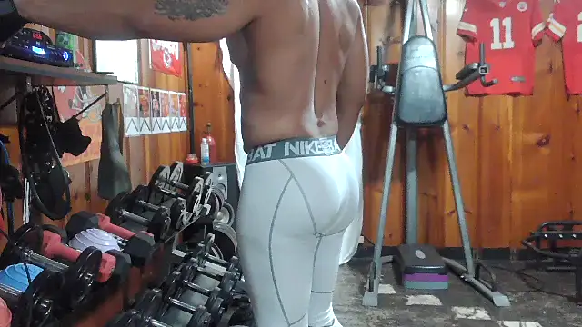 Black-Silver-Fox online show from 04.10.26