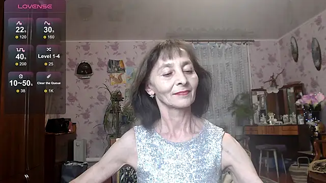 Snapshot of Angelina-Missteria chatting on 12.14.25 Angelina-Missteria online show from 12.14.25