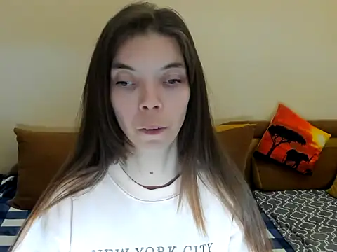 Snapshot of LikaAliston chatting on 02.15.26 LikaAliston online show from 02.15.26