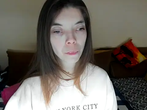 Snapshot of LikaAliston chatting on 02.16.26 LikaAliston online show from 02.16.26