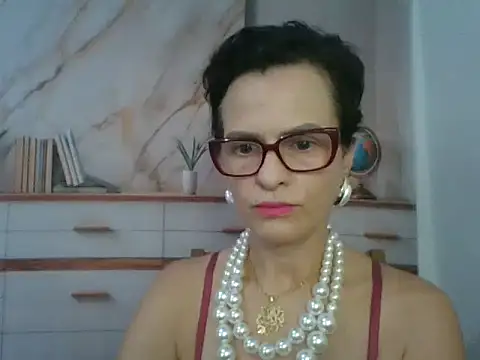 Snapshot of Luna-Hot0802 chatting on 02.04.26 Luna-Hot0802 online show from 02.04.26