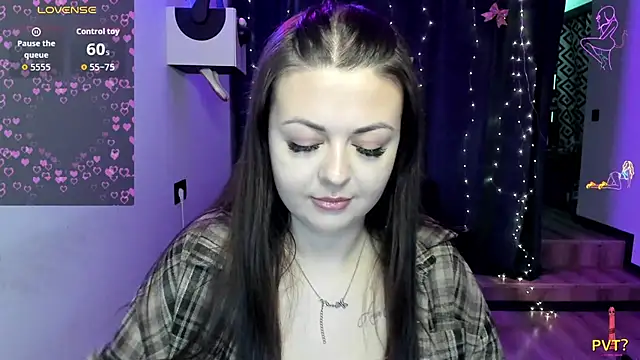 Snapshot of MonicaMoonly chatting on 03.02.26 MonicaMoonly online show from 03.02.26