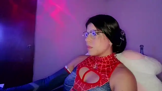 Snapshot of Adararouse1 chatting on 02.19.26 Adararouse1 online show from 02.19.26