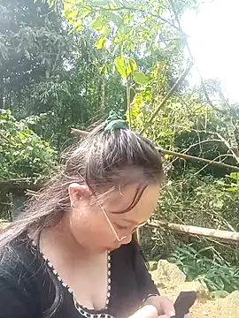 ava-dellght online show from 02.15.26