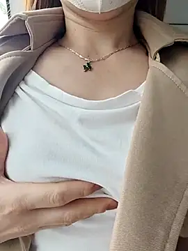 Baby-Linh online show from 03.04.26