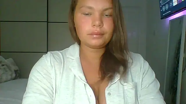 Snapshot of GEMMARMALADE chatting on 07.06.26 GEMMARMALADE online show from 07.06.26