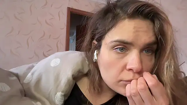 Snapshot of MALVINA0077 chatting on 02.08.26 MALVINA0077 online show from 02.08.26